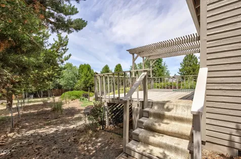 61145 Ladera Road Bend OR 97702
