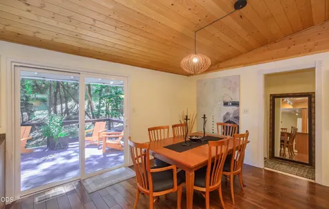 886 Palmer Road Ashland OR 97520