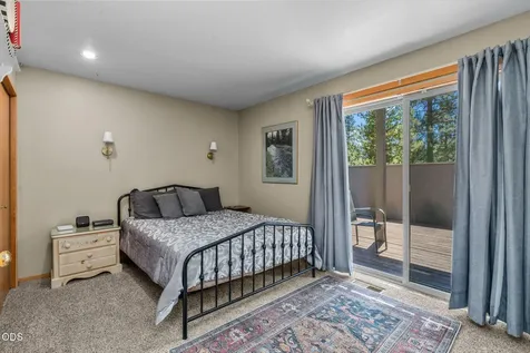 18117 Belknap Lane Sunriver OR 97707