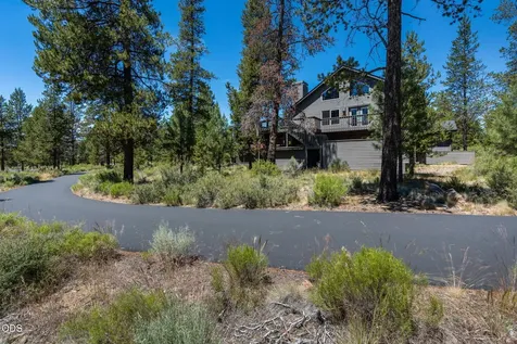 18117 Belknap Lane Sunriver OR 97707