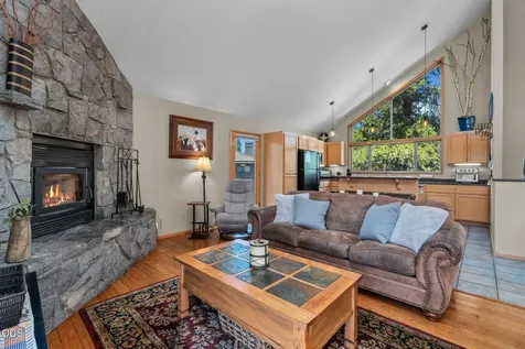 18117 Belknap Lane Sunriver OR 97707