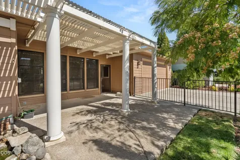935 Sandoz Street Central Point OR 97502