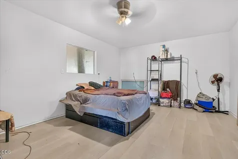1277 N 5th Avenue Gold Hill OR 97525