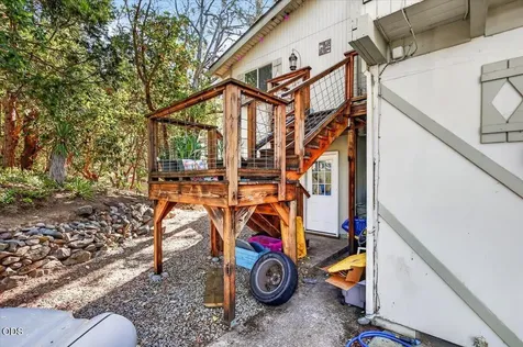 1277 N 5th Avenue Gold Hill OR 97525
