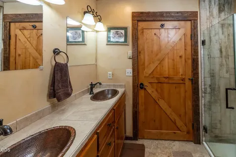 16470 SW Highway 126 Powell Butte OR 97753