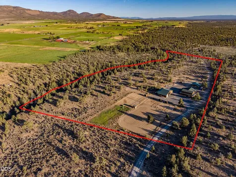 16470 SW Highway 126 Powell Butte OR 97753