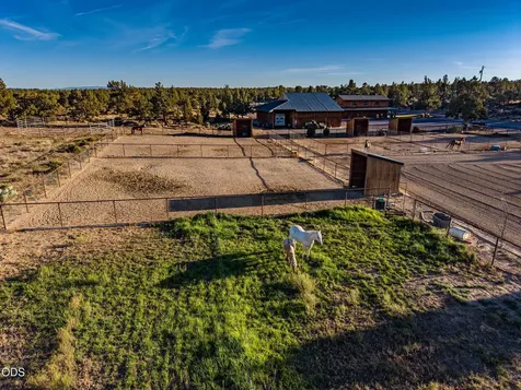 16470 SW Highway 126 Powell Butte OR 97753