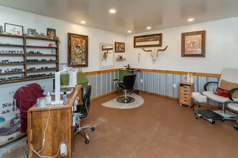 16470 SW Highway 126 Powell Butte OR 97753