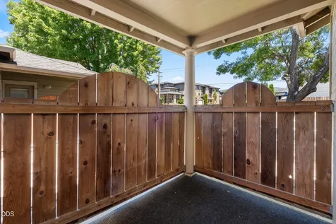 1207 Springbrook Road Medford OR 97504