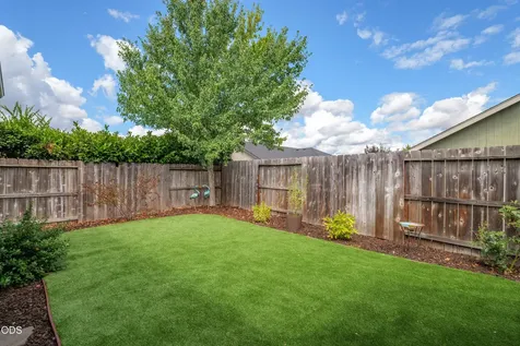2140 SW Nick Way Grants Pass OR 97527