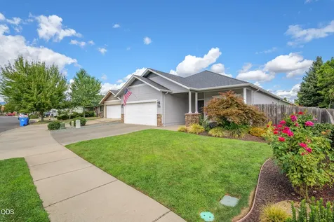 2140 SW Nick Way Grants Pass OR 97527