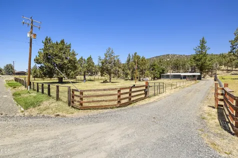 19223 N Poe Valley Road Klamath Falls OR 97603
