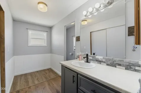 19223 N Poe Valley Road Klamath Falls OR 97603