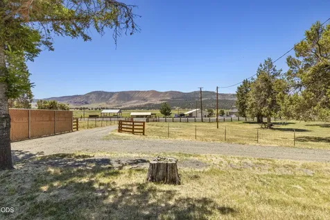19223 N Poe Valley Road Klamath Falls OR 97603