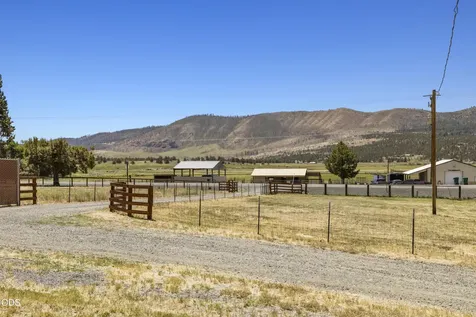 19223 N Poe Valley Road Klamath Falls OR 97603