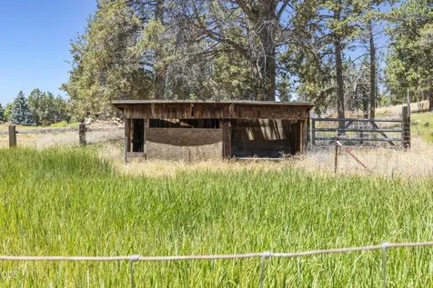 19223 N Poe Valley Road Klamath Falls OR 97603