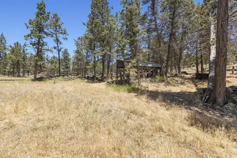 19223 N Poe Valley Road Klamath Falls OR 97603
