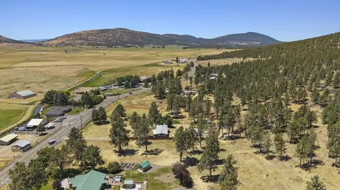 19223 N Poe Valley Road Klamath Falls OR 97603