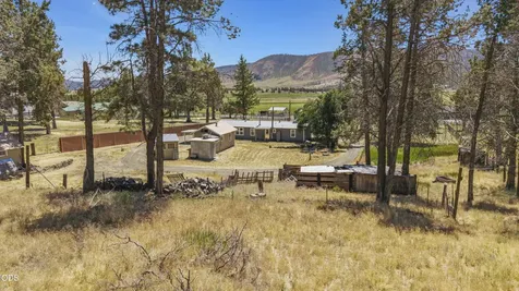 19223 N Poe Valley Road Klamath Falls OR 97603