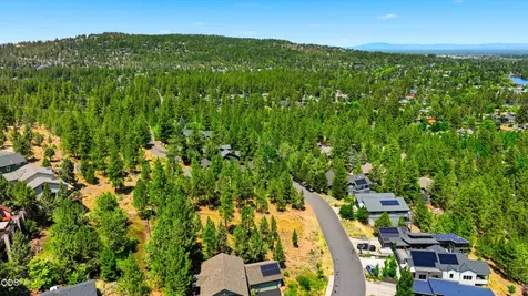 1738 SW Troon Avenue Bend OR 97702