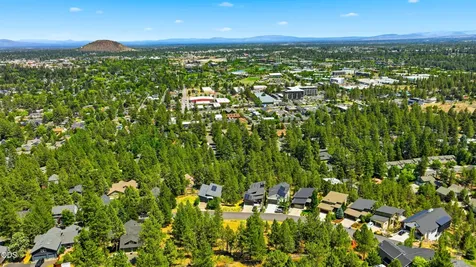 1738 SW Troon Avenue Bend OR 97702