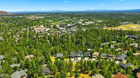 1738 SW Troon Avenue Bend OR 97702