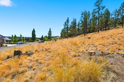 1738 SW Troon Avenue Bend OR 97702