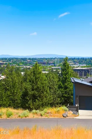 1738 SW Troon Avenue Bend OR 97702