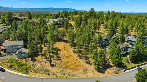 1738 SW Troon Avenue Bend OR 97702