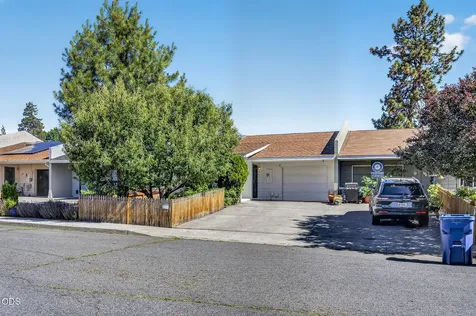 844 SE Stratford Court Bend OR 97702
