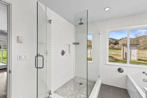 593 Crowson Road Ashland OR 97520