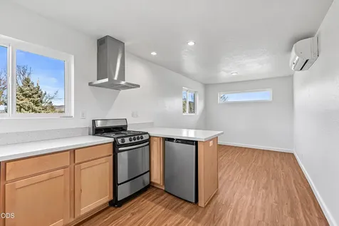 593 Crowson Road Ashland OR 97520