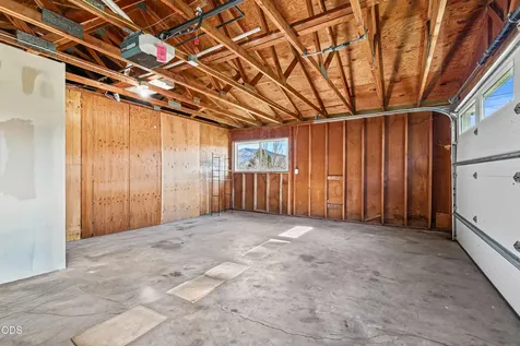 593 Crowson Road Ashland OR 97520