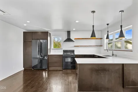 593 Crowson Road Ashland OR 97520