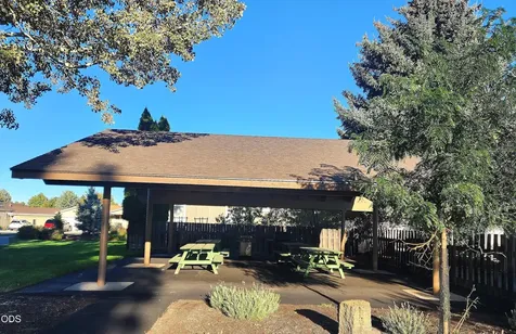 1188 NE 27th Street Bend OR 97701