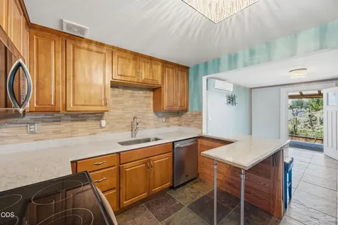 2346 SW 20th Court Redmond OR 97756