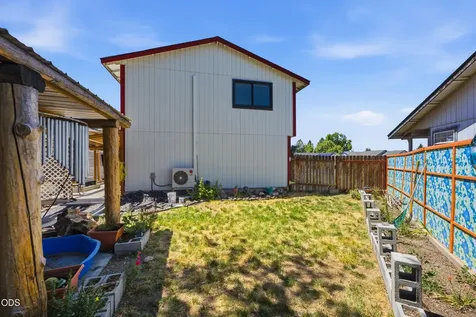 2346 SW 20th Court Redmond OR 97756
