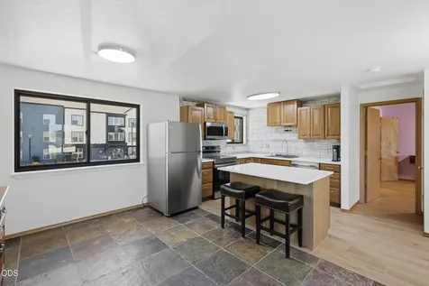 2346 SW 20th Court Redmond OR 97756