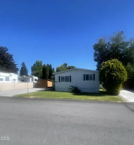 3415 Crest Street Klamath Falls OR 97603