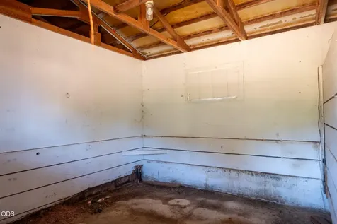 1329 Larson Road Roseburg OR 97471