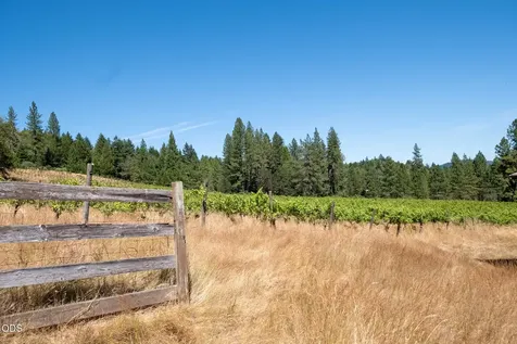 1329 Larson Road Roseburg OR 97471