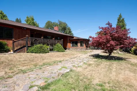 1329 Larson Road Roseburg OR 97471