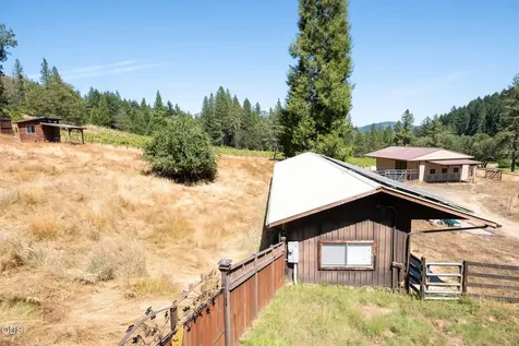 1329 Larson Road Roseburg OR 97471