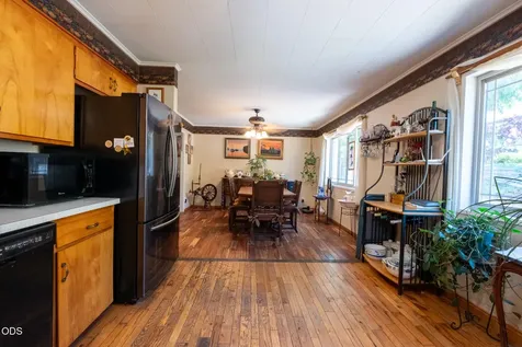 1329 Larson Road Roseburg OR 97471