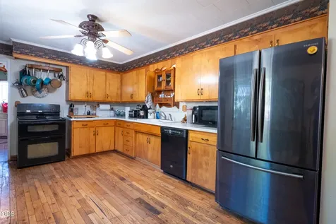 1329 Larson Road Roseburg OR 97471