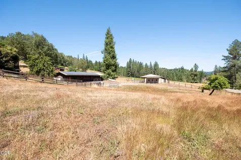 1329 Larson Road Roseburg OR 97471