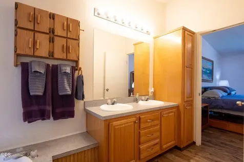 1329 Larson Road Roseburg OR 97471