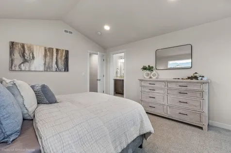 3350 NW 7th Street Redmond OR 97756