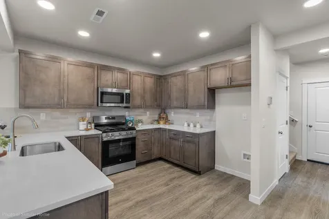 3350 NW 7th Street Redmond OR 97756