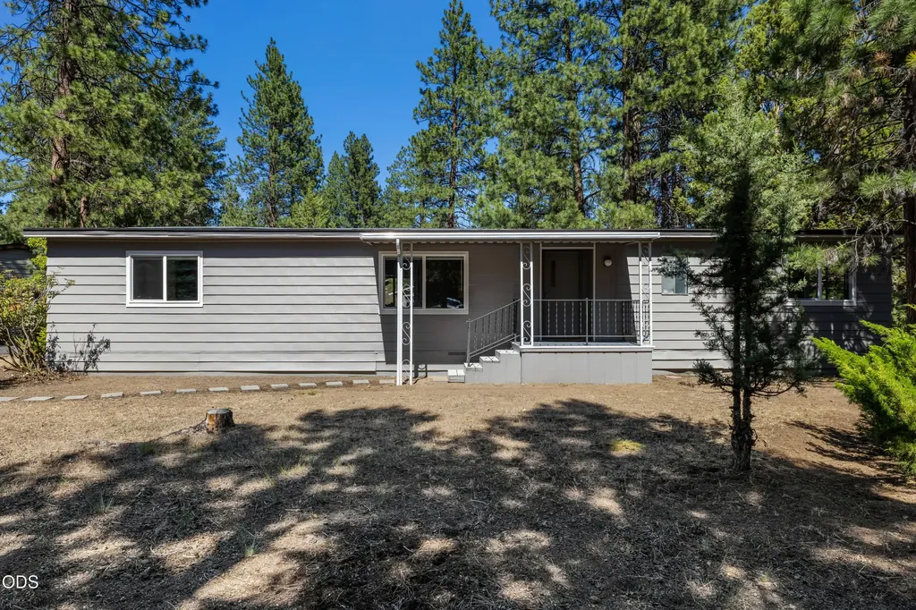 60992 Springcrest Drive Bend OR 97702